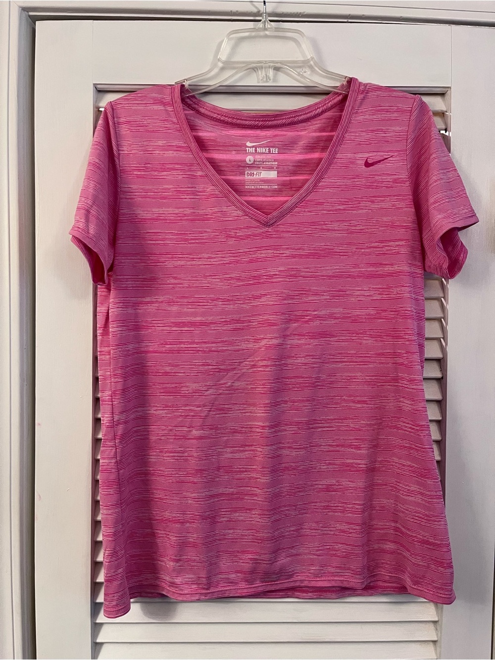 Nike Women's Heathered Pink V-Neck Short Sleeve Tee